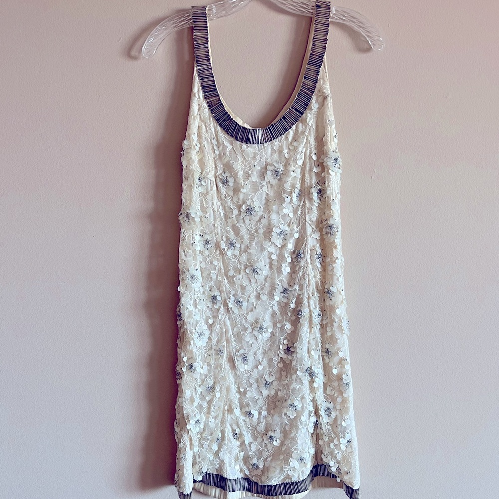 Fun sequence middie dress!